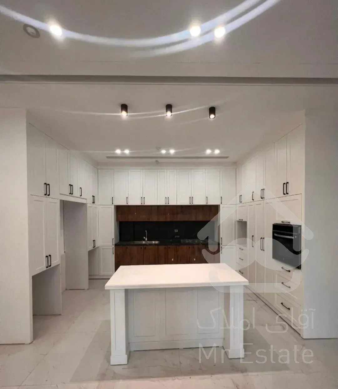 آپارتمان155متری/روف گاردن/ خاص نشین / شاهکارمعماری