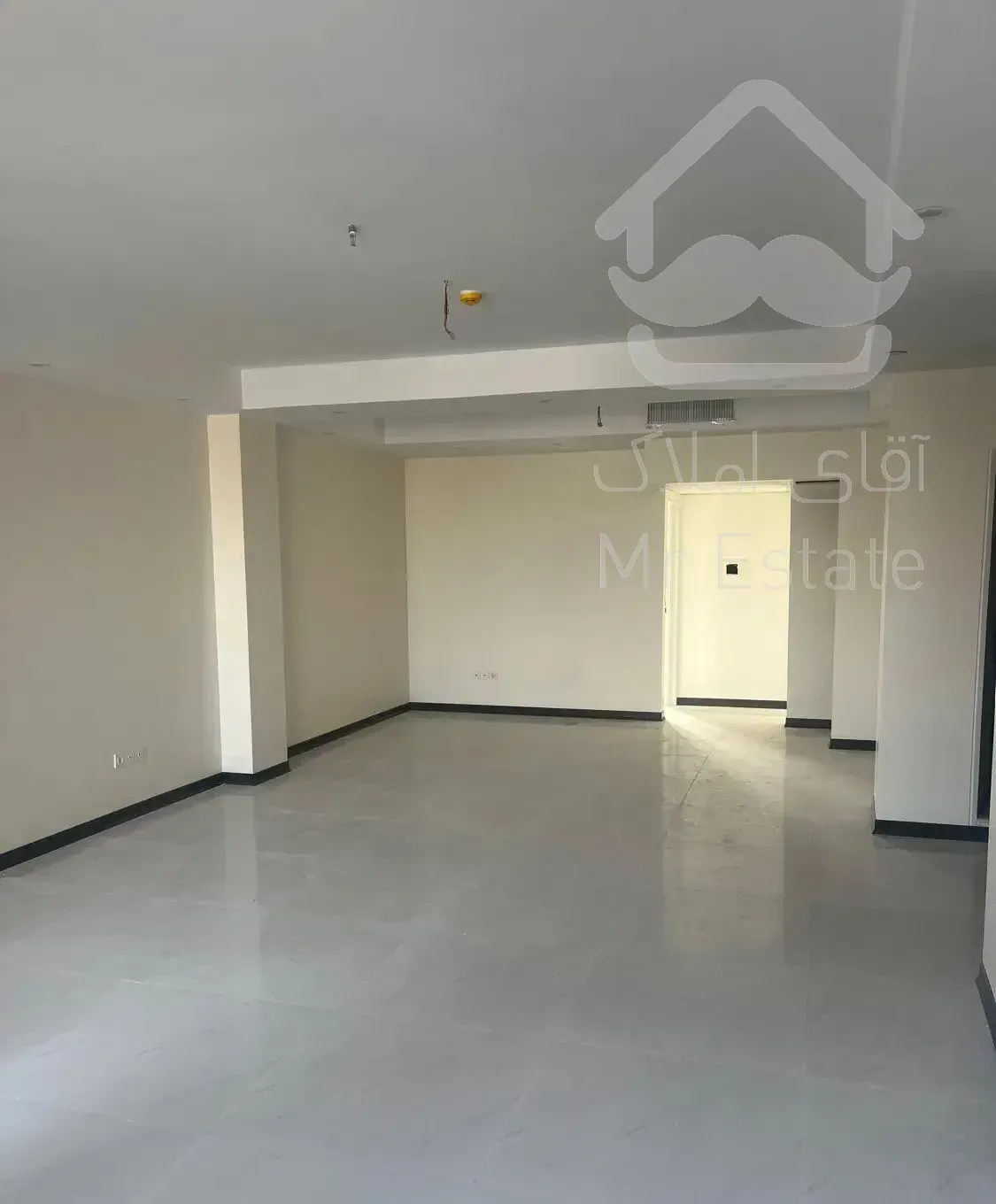 آپارتمان ۱۰۷ متری نوساز سپاه انقلاب قیمت بی نظیر