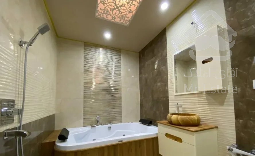 210متر/هوشمندSmart/سونا استخر جکوزی/روف گاردن