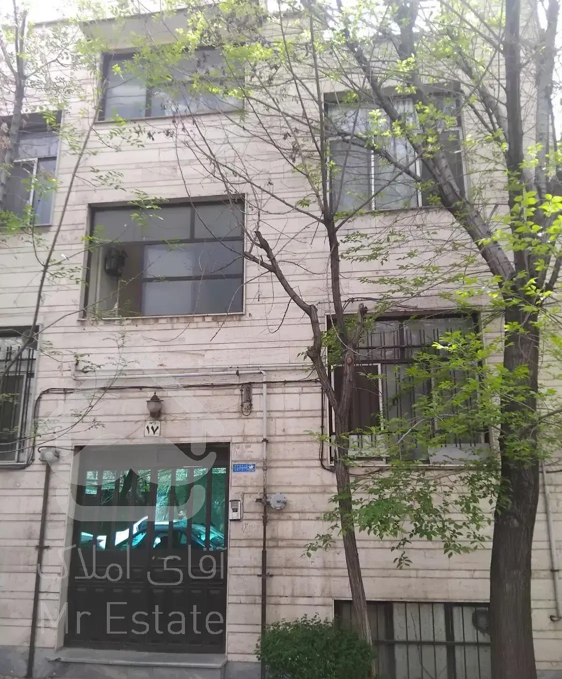 تهرانپارس غربی ۱۵۰مترویلای دربستی شرکتها واداری