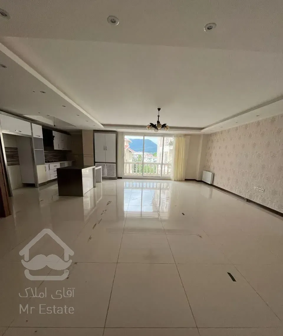 آپارتمان ۱۴۵متری/۳خواب درجه ۱ در بلوار طالقانی