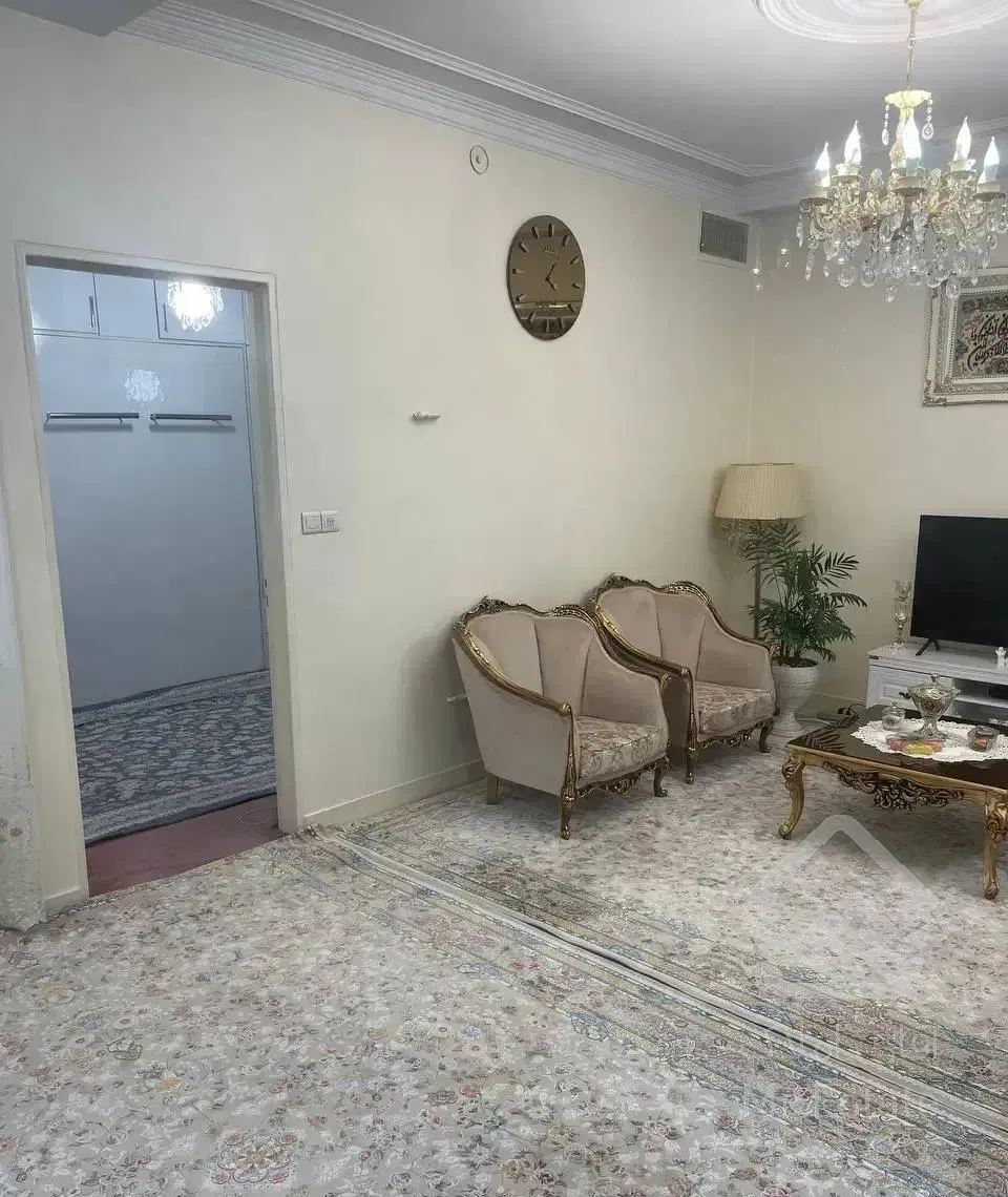 ۵۰متر،یک خواب/قلب شهرک سینا