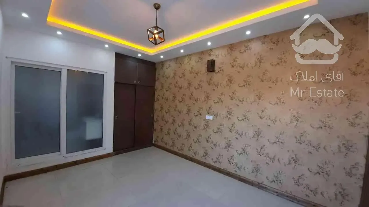 تریبلکس مدرن استخر دار