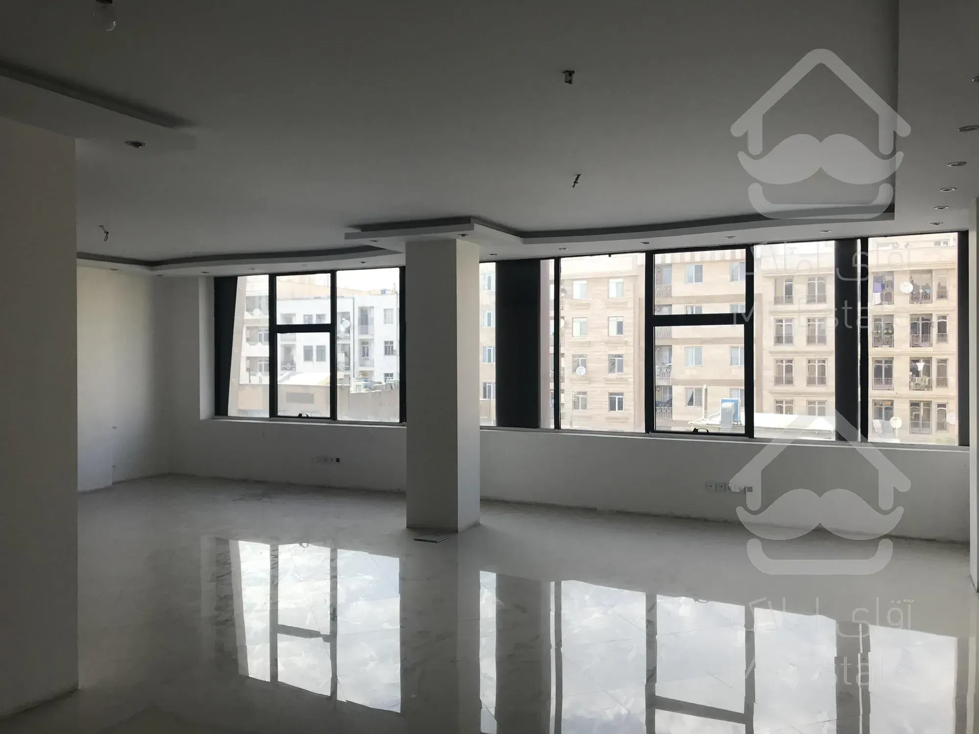 ۱۷۰متر سنداداری کاشانی