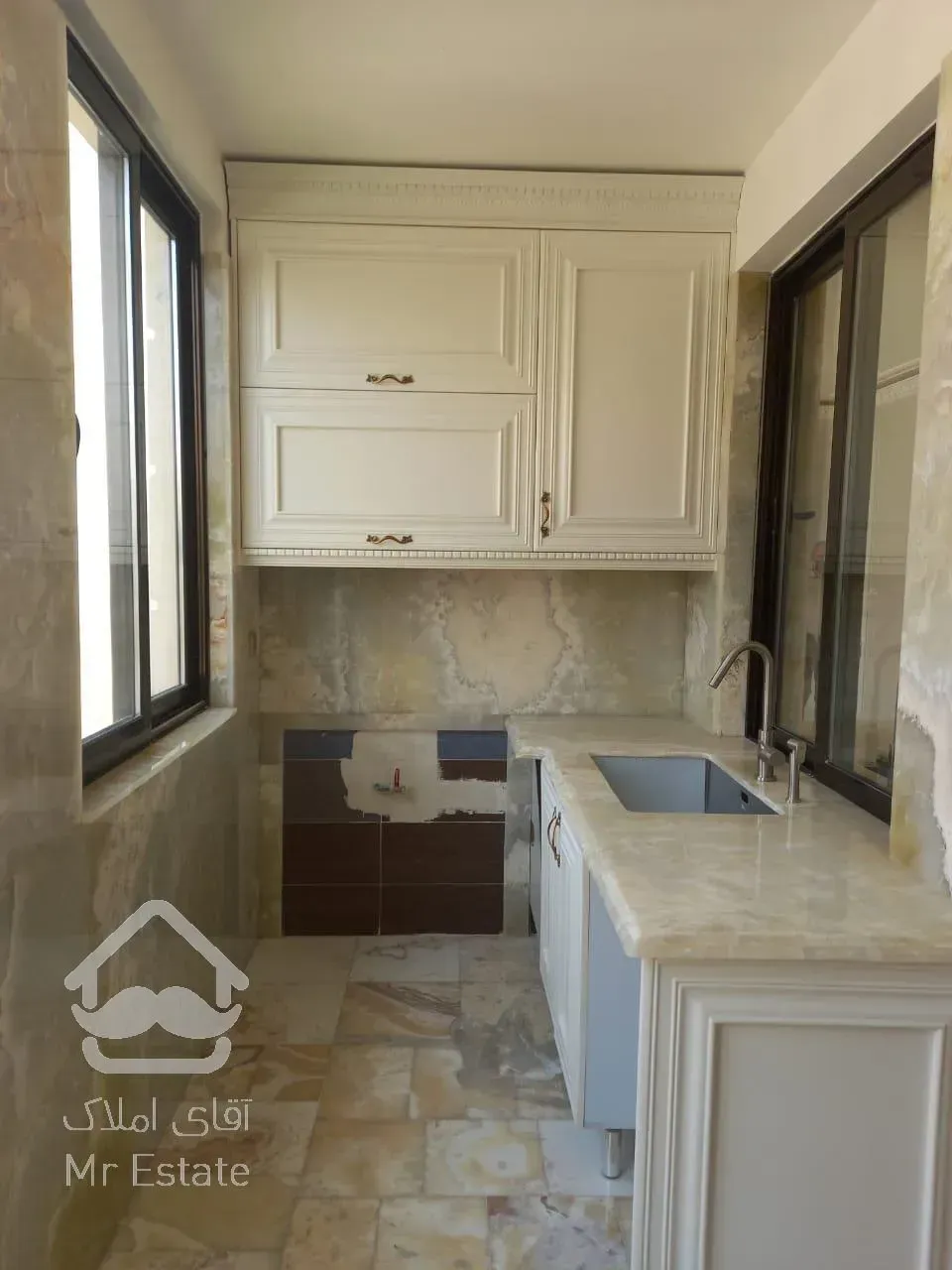 اجاره و رهن پنت هاوس محمودیه 360  متر اکازيون