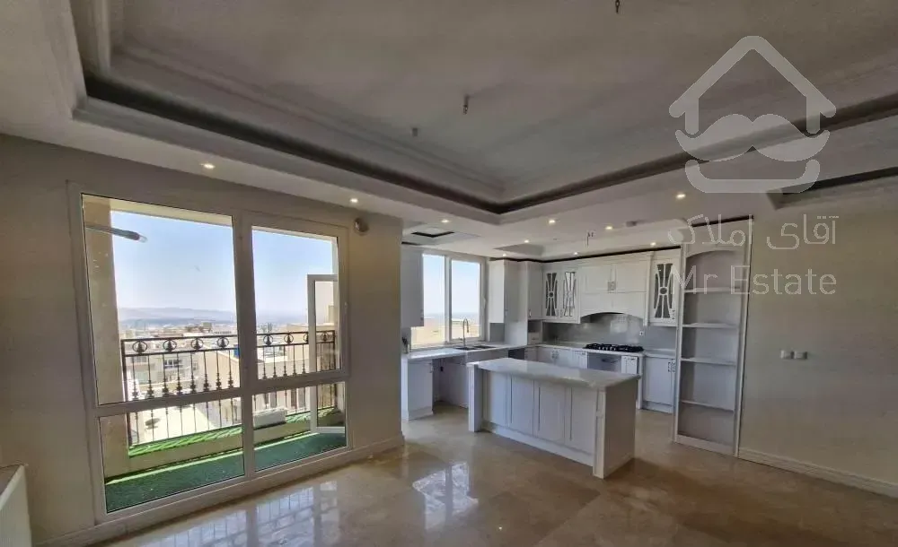 فروش آپارتمان ۱۳۰ متری ۳ خوابه در قنات‌کوثر