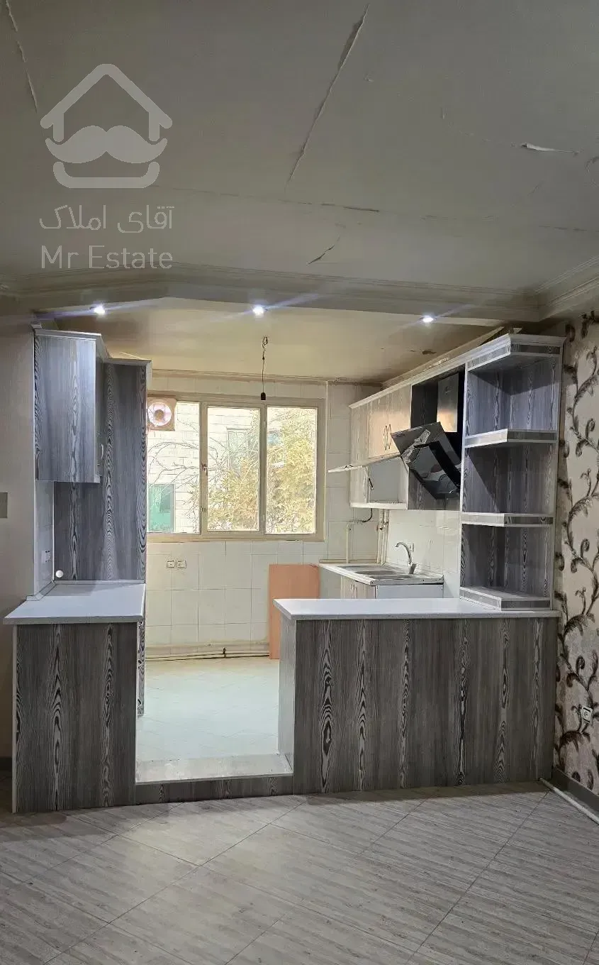 آپارتمان تک واحدی دو خوابه