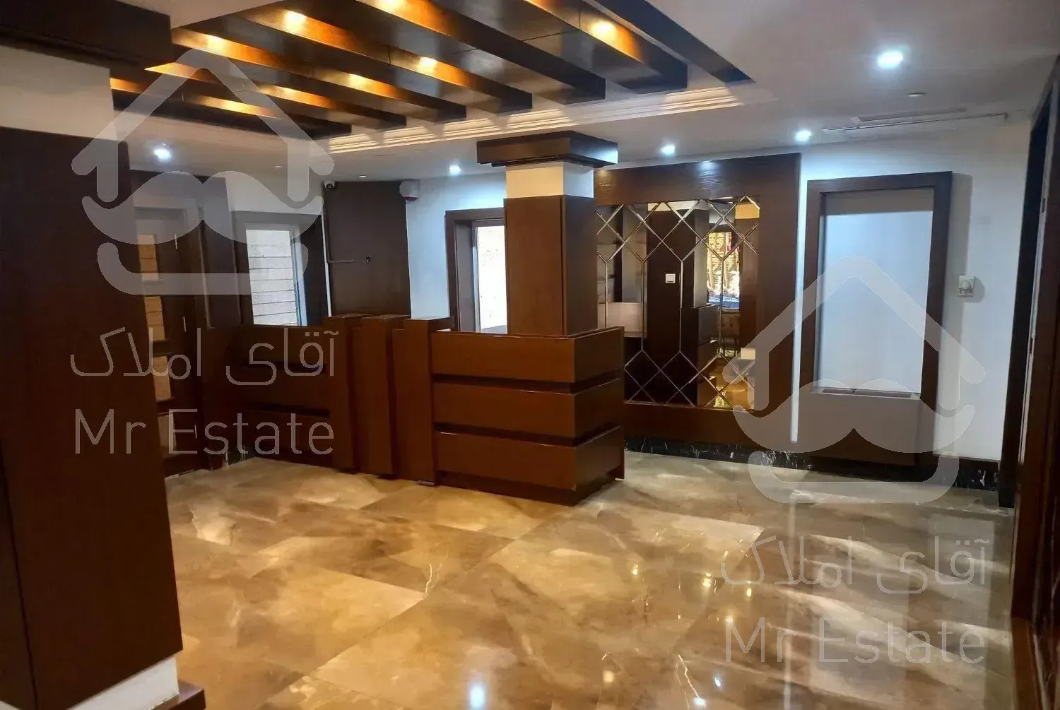 ۱۴۱متر ۳خواب لابی مبله مستر  تخلیه قابل تبدیل