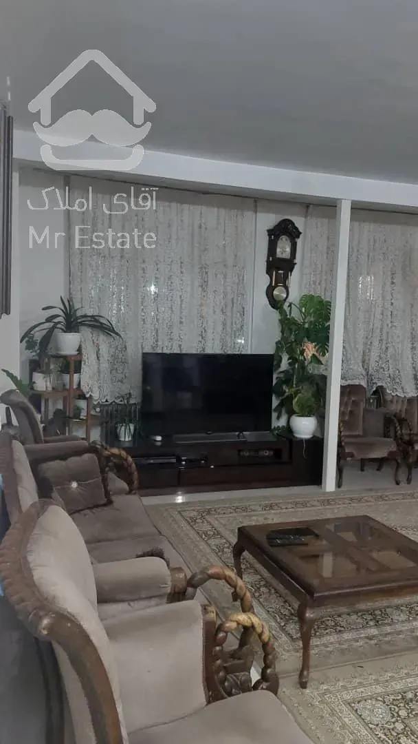 200مترلوکس سنددار ویلایی