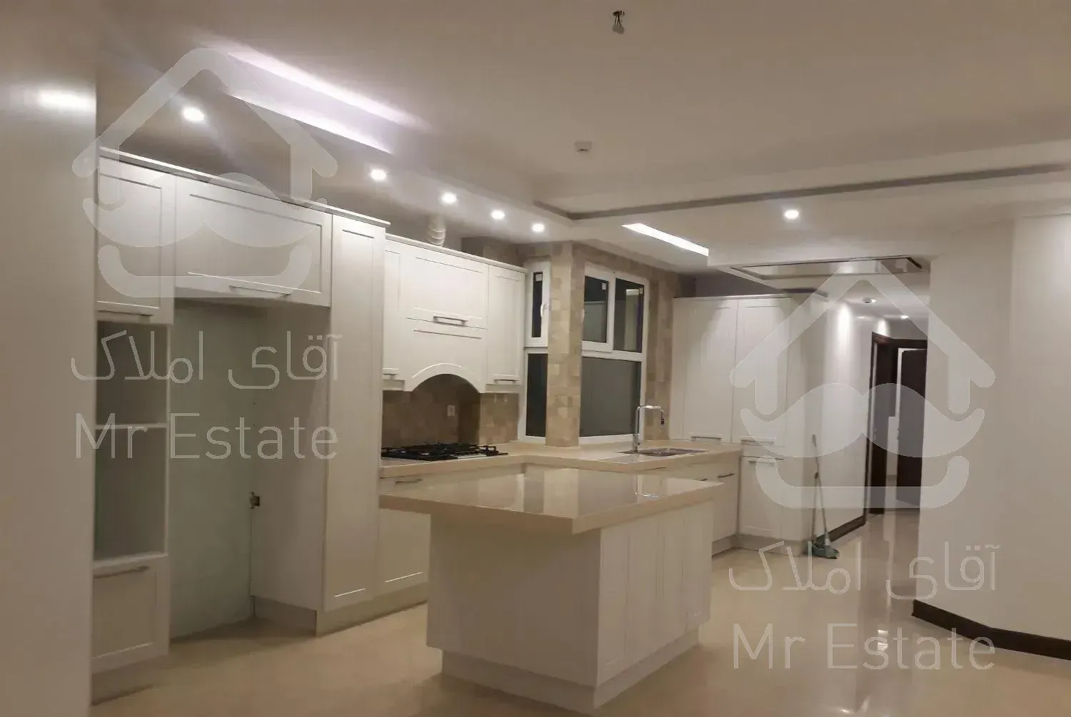 ۱۸۸متر ۳خواب عمار پت آزاد مجرد حیاط دربست