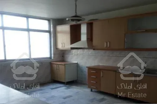 فروش آپارتمان آپارتمان در فرعی دنج و خلوت و سرسبز