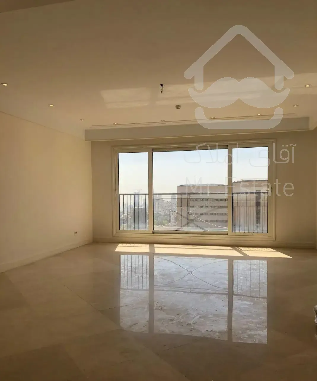 واحدی ۱۲۰متری بی نظیر فول مشاعات در قلب نیاوران