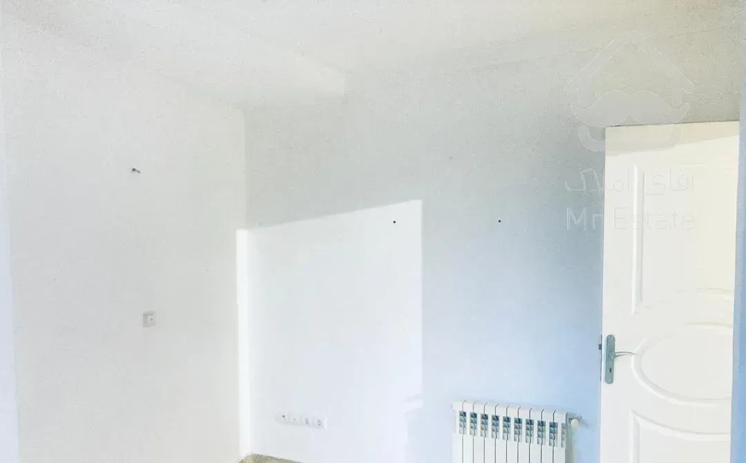 آپارتمان۹۰متری/۲خواب/طبقه اول واقع درخیابان بخشی