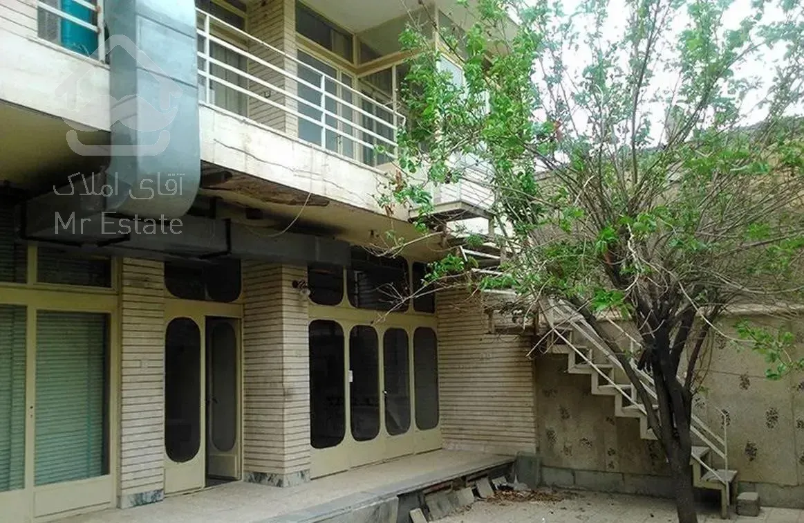 ویلایی ۲۰۰متر /سند۶ دانگ/فول امتیاز/دوکله/نزدیک بر