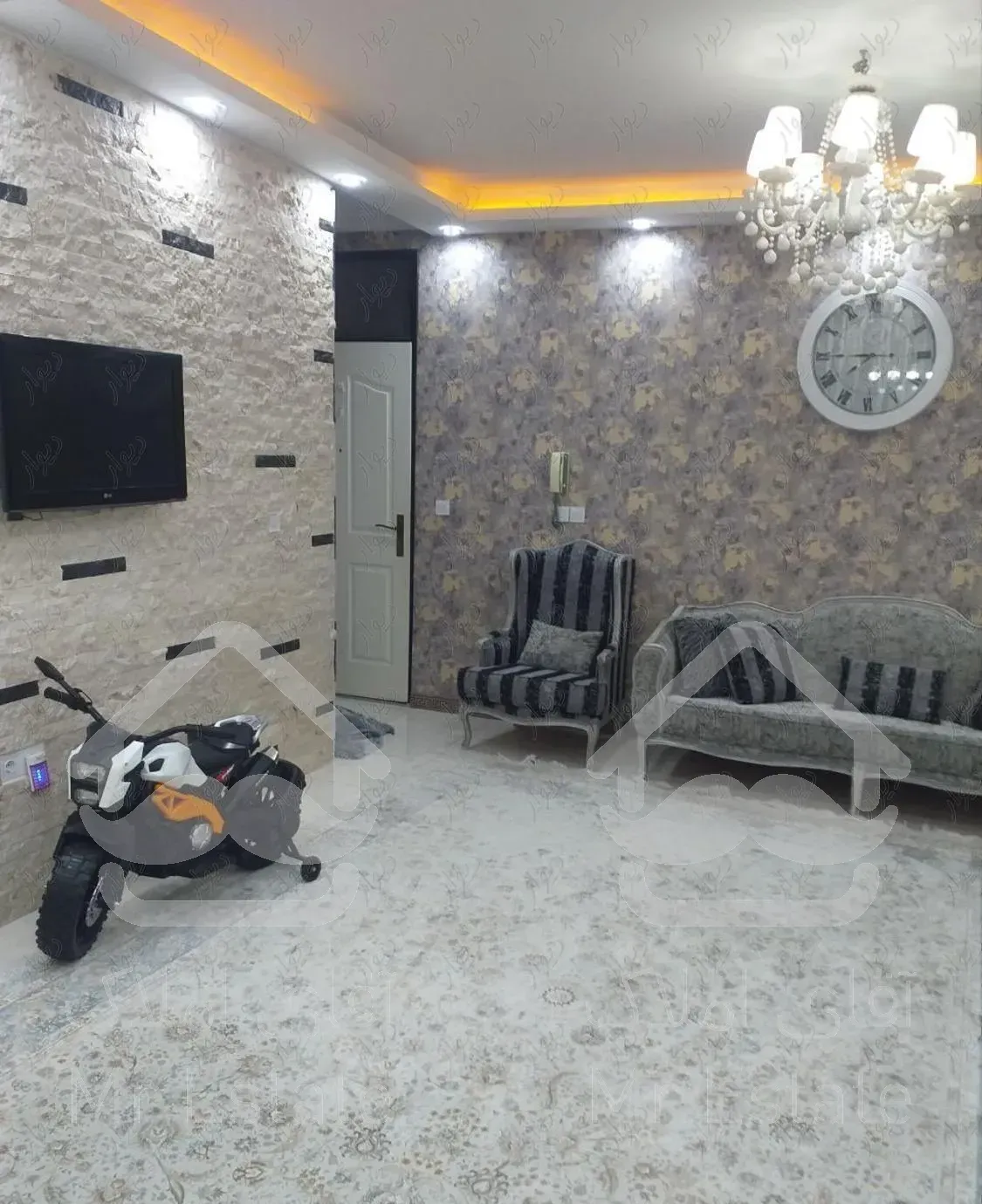 آپارتمان۴۰متری خوش نقشه پارکینگ دار