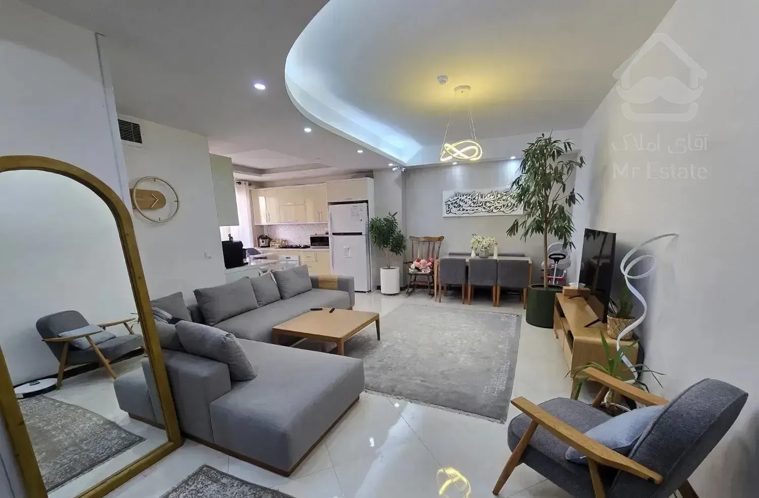 84 متر 2 خواب برج مجلل بام پونک