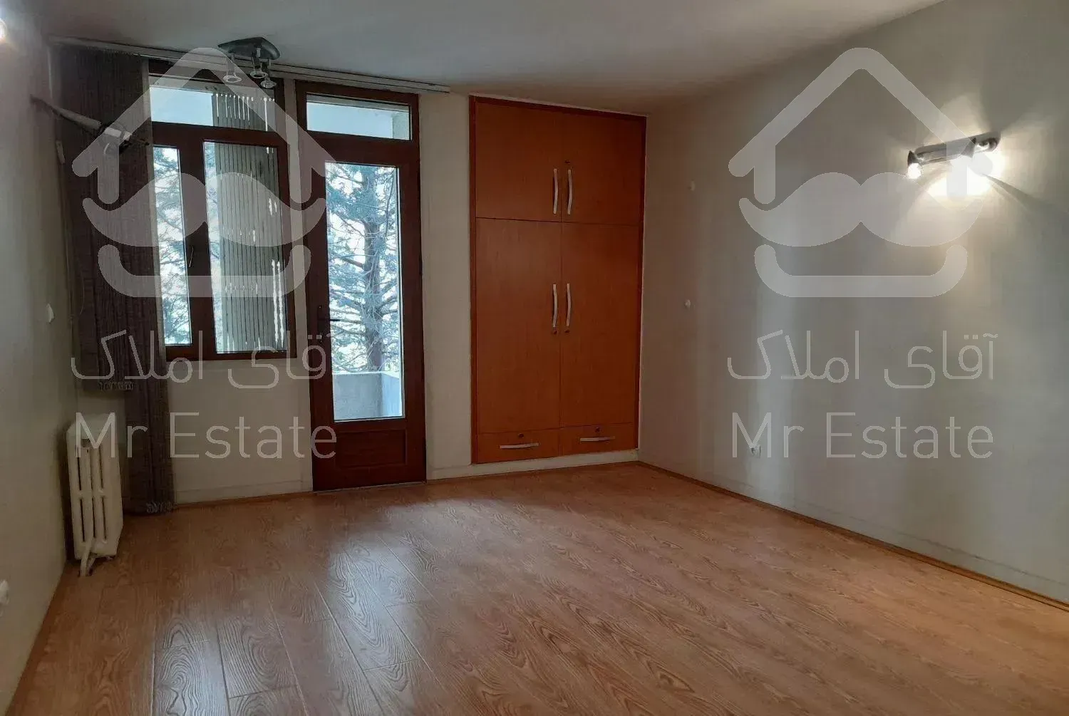 آپارتمان ۲۳۰ متر تکواحدی ۳ خوابه آرژانتین غرق نور