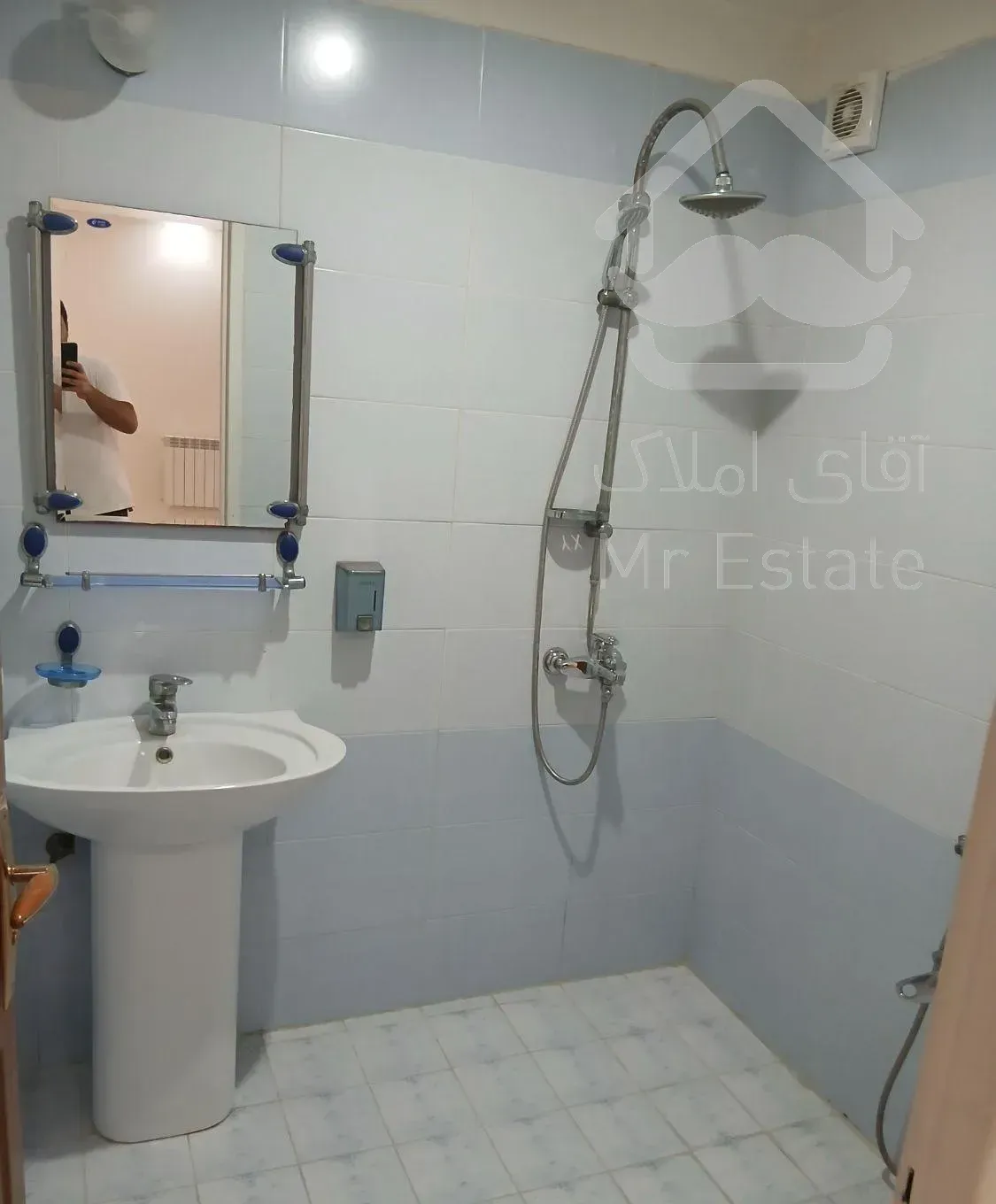 اجاره آپارتمان ۱۲۰متری۲خوابه در پاتریس لومومبا فول