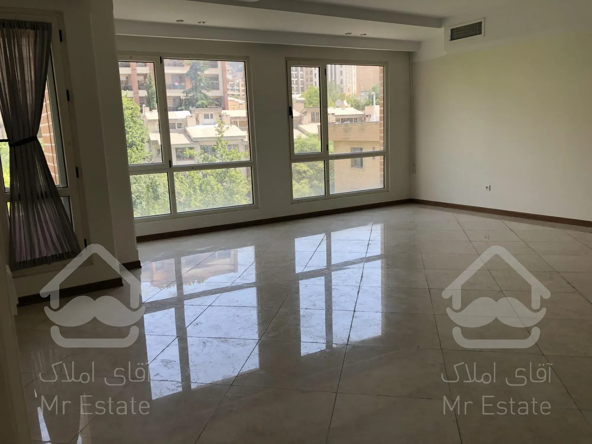 رهن و اجاره آپارتمان ۱۲۵ متری ۲ خوابه فرمانیه