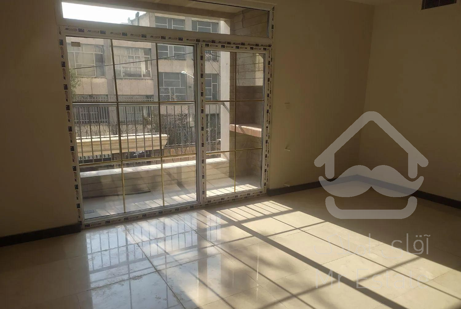 ۹۱ متر ۷ ساله فول امکانات