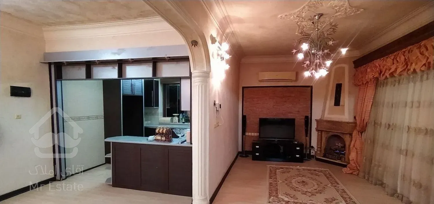 ویلای ۲۶۰ متری به همراه ۱۴۰ متربنا شهرک انصاری