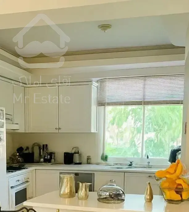 ۱۳۱متر اختیاریه ۳خواب استاندارد تراس نور دو جهت