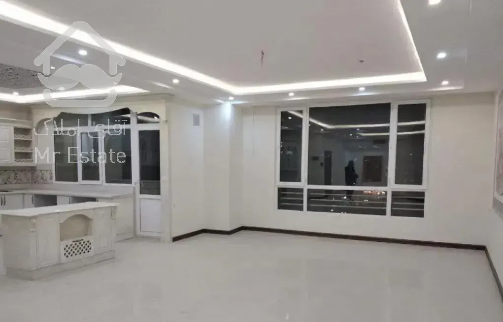 98متر/سالن سرتاسر پرده خور/مشاعات تمیز و