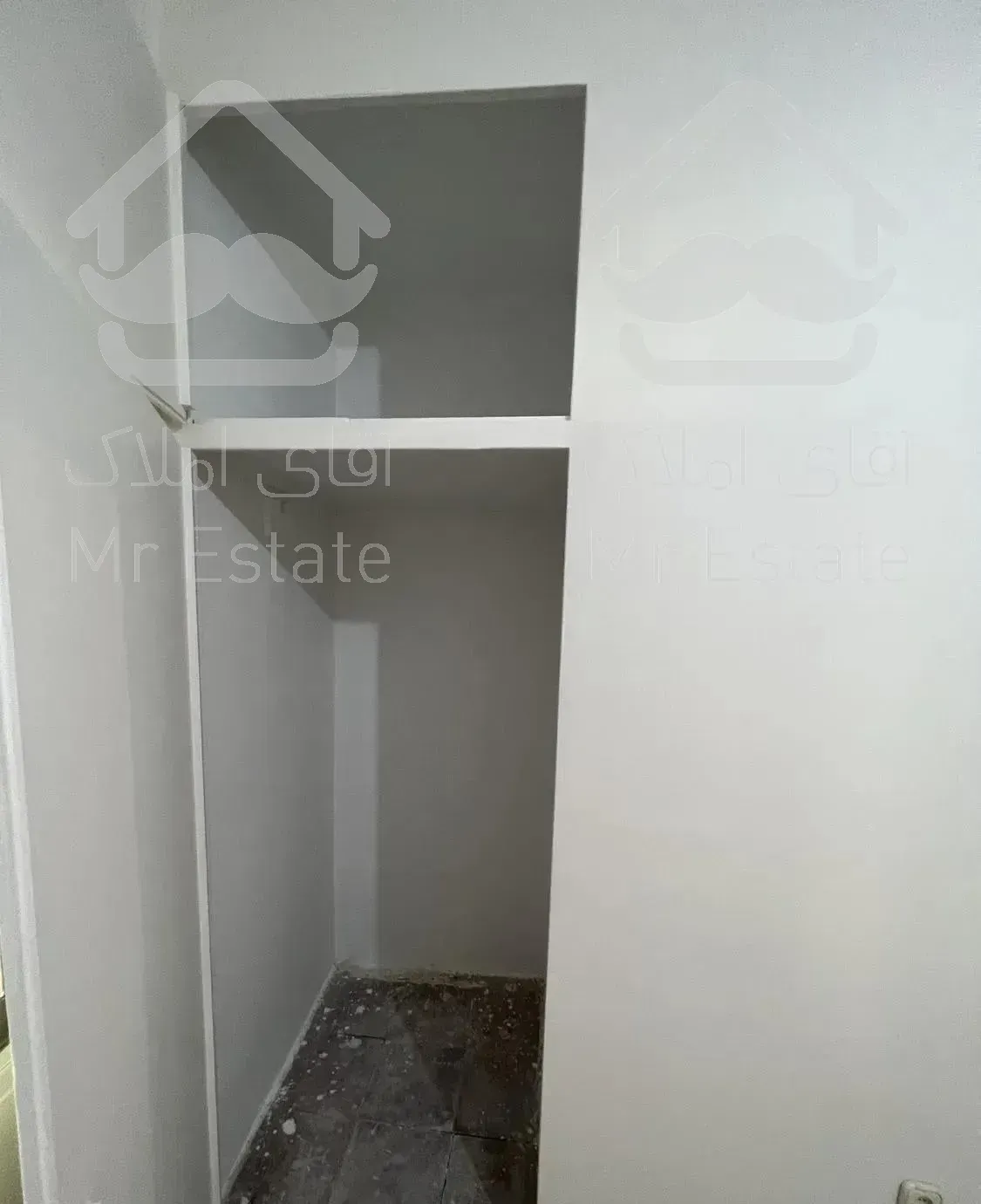 خ فرجام بلوار اردیبهشت ۸۱ متر (ویلایی)