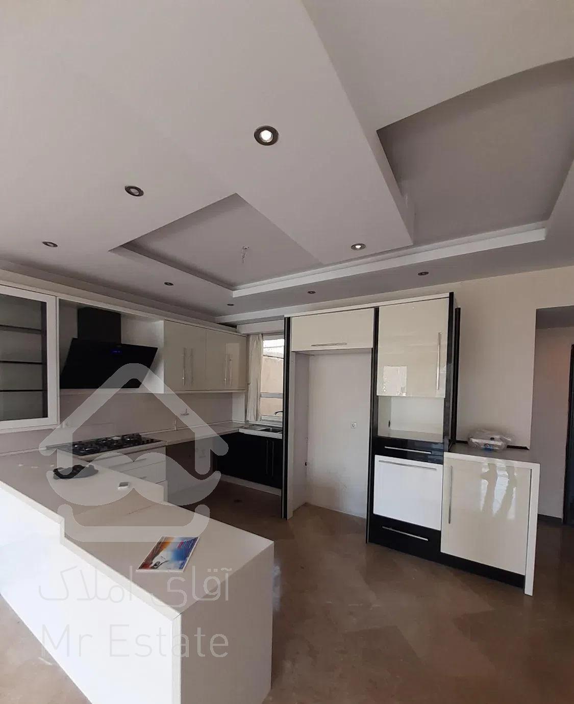 دولت ۱۴۰ متر ۳خوابه ۲پارکینگ