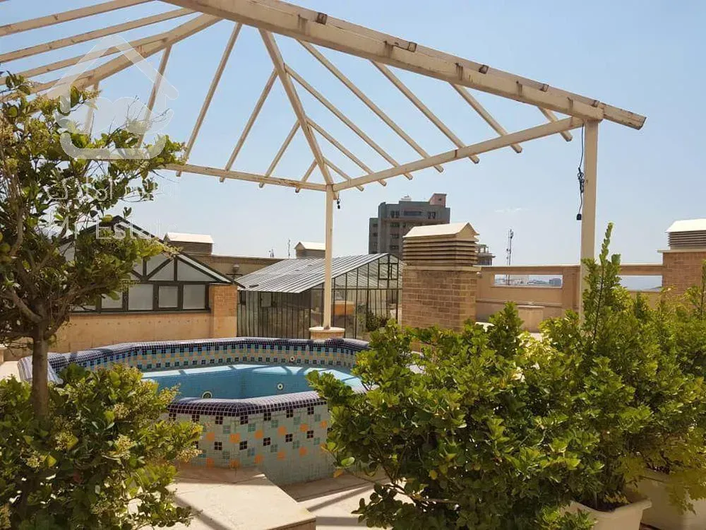 350 متری در فرمانیه سنبل