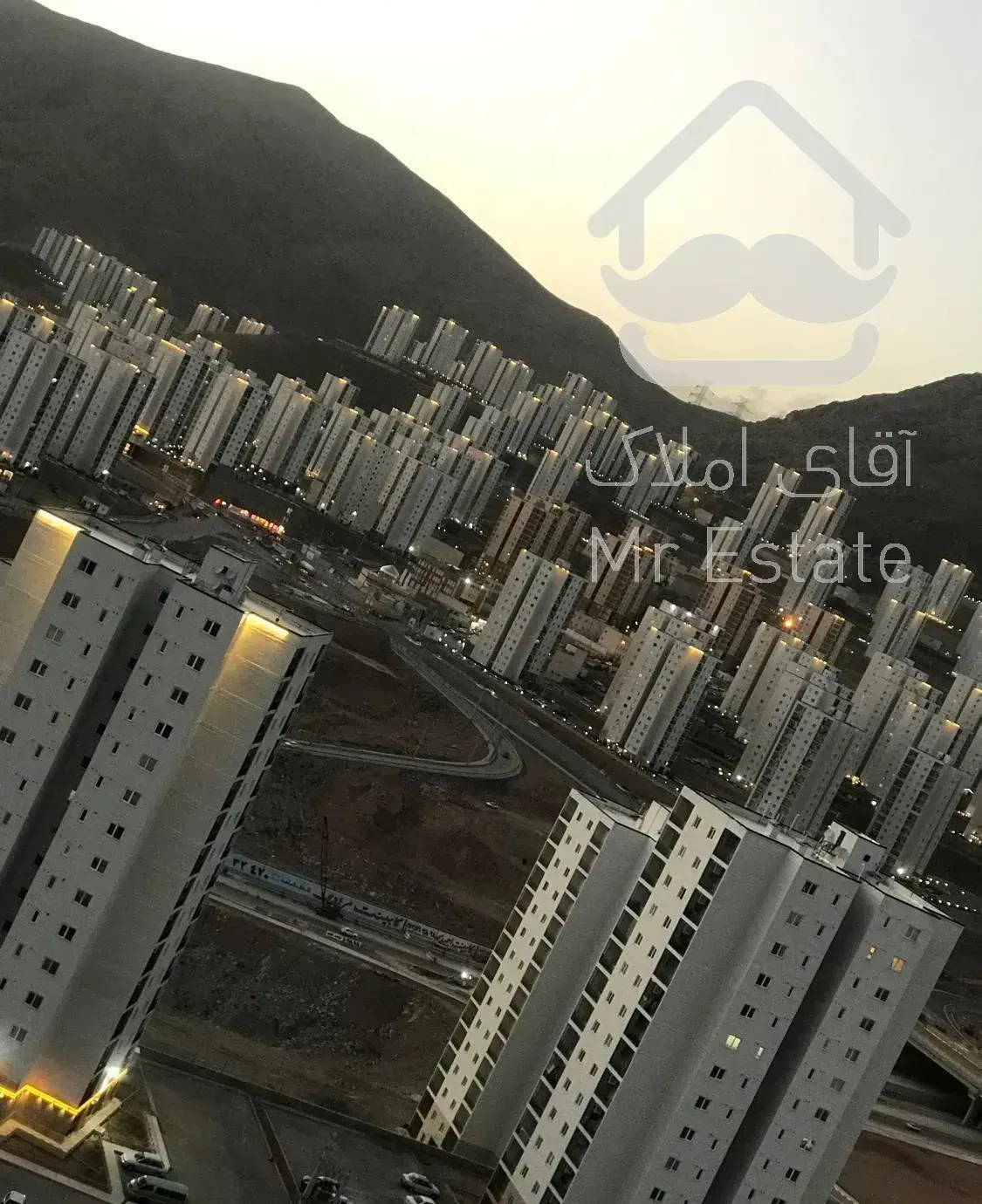 زون ۴ فاز ۱۱ پردیس ویو دار عرصه تسویه طبقه بالا