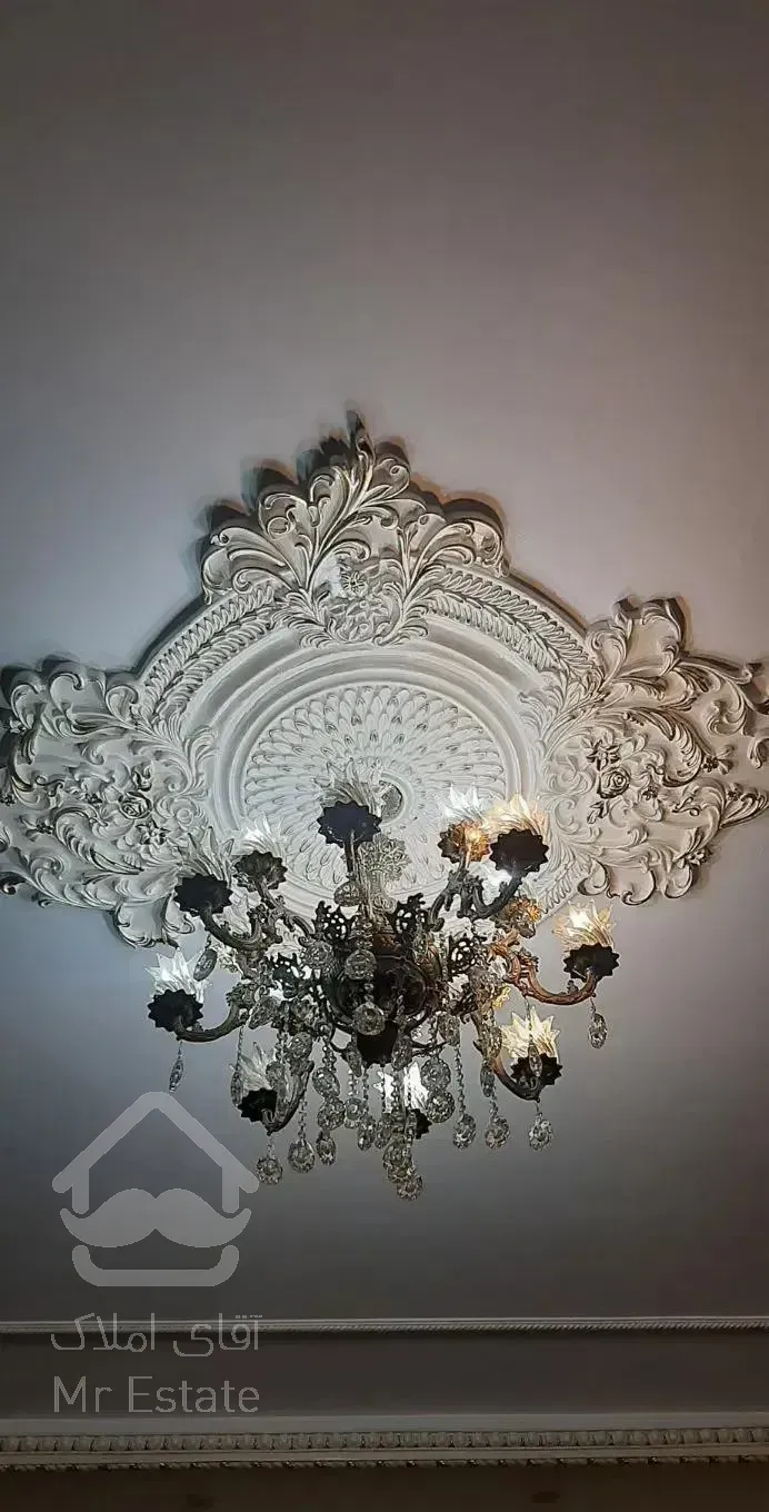 یک واحد آپارتمان در شهرک اندیشه