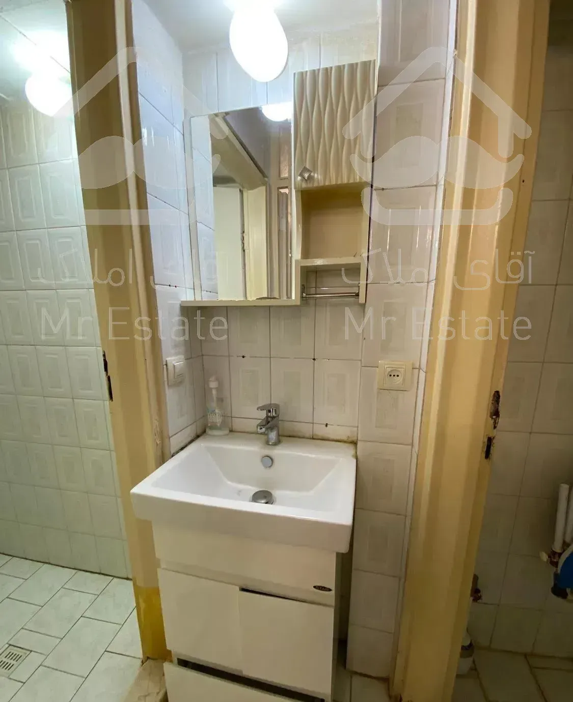 اپارتمان ۴۵ متری تک خواب / رضایی تاجری