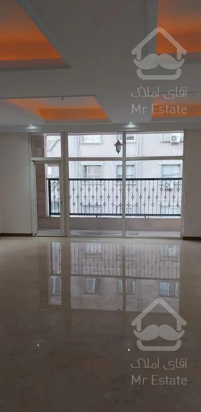 شیان ۲۰۰ متر ۳ خواب نوساز