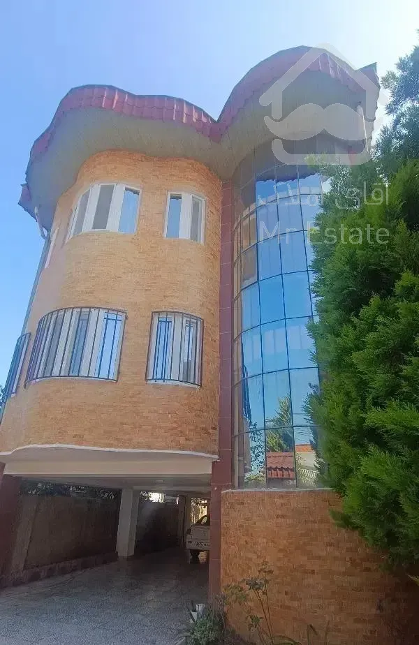 130متری 2خوابه /طبقه 2/نوشهر بلوار کریمی