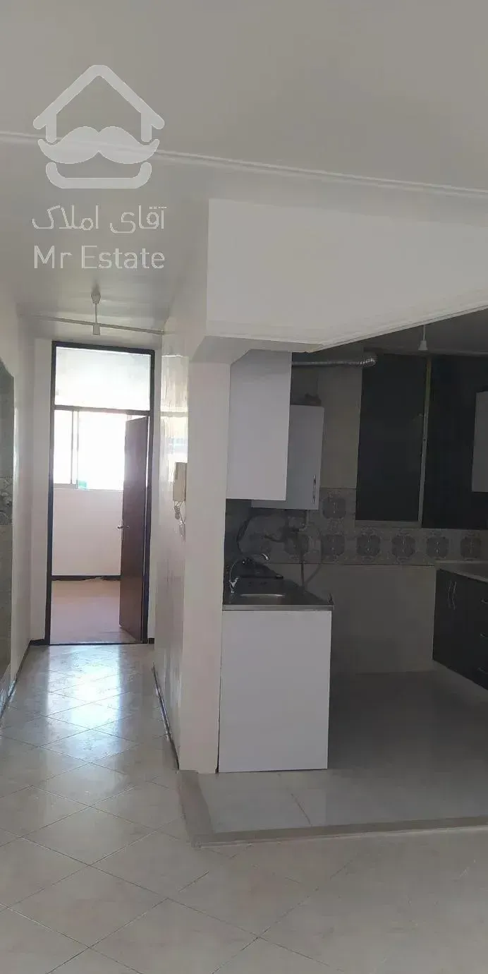 اجاره آپارتمان ۸۵متری طبقه دوم بازسازی شده تمیز