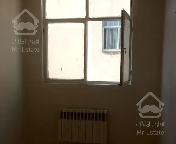 ۸۱ متر ۲ خواب اشرفی اصفهانی خ باهنر