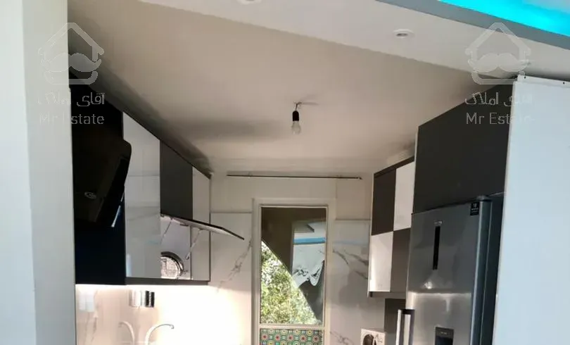 آپارتمان ۷۶ متری دو خوابه واقع در بلوار ارم