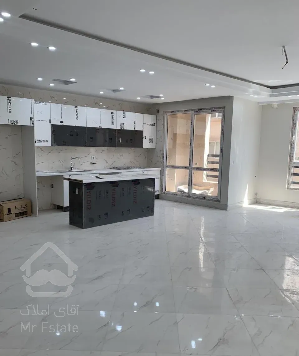 ۱۱۸ متر جمالزاده شمالی نوساز کلید نخورده