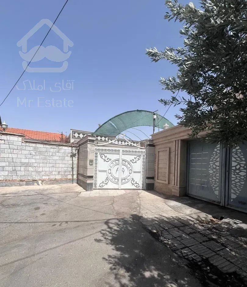 فروش آپارتمان ۳۰۰ متری ۲ خوابه همکف