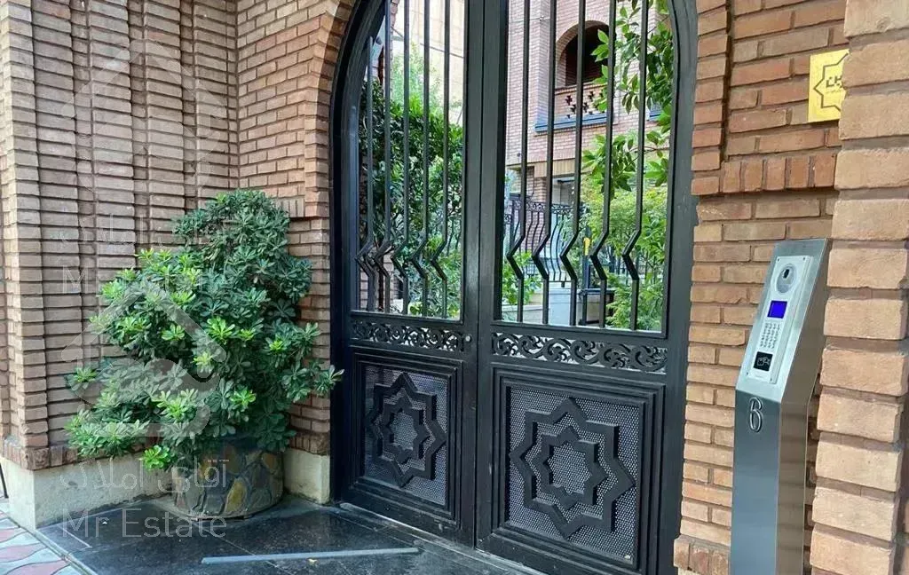 ۱۶۷ متر   برج زیبای قیطریه  فول مشاعات