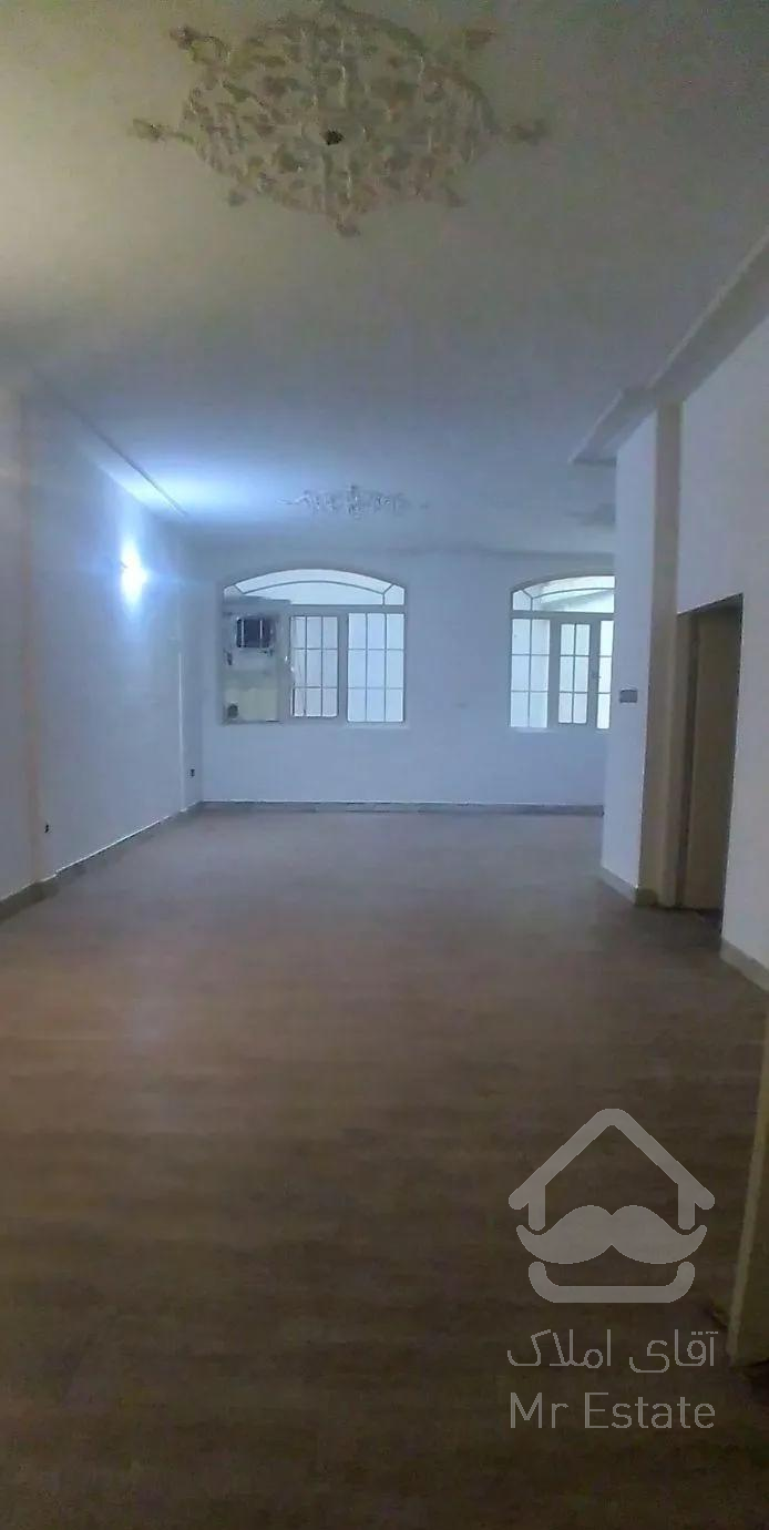 آپارتمان ۷۰ متری اندرزگو