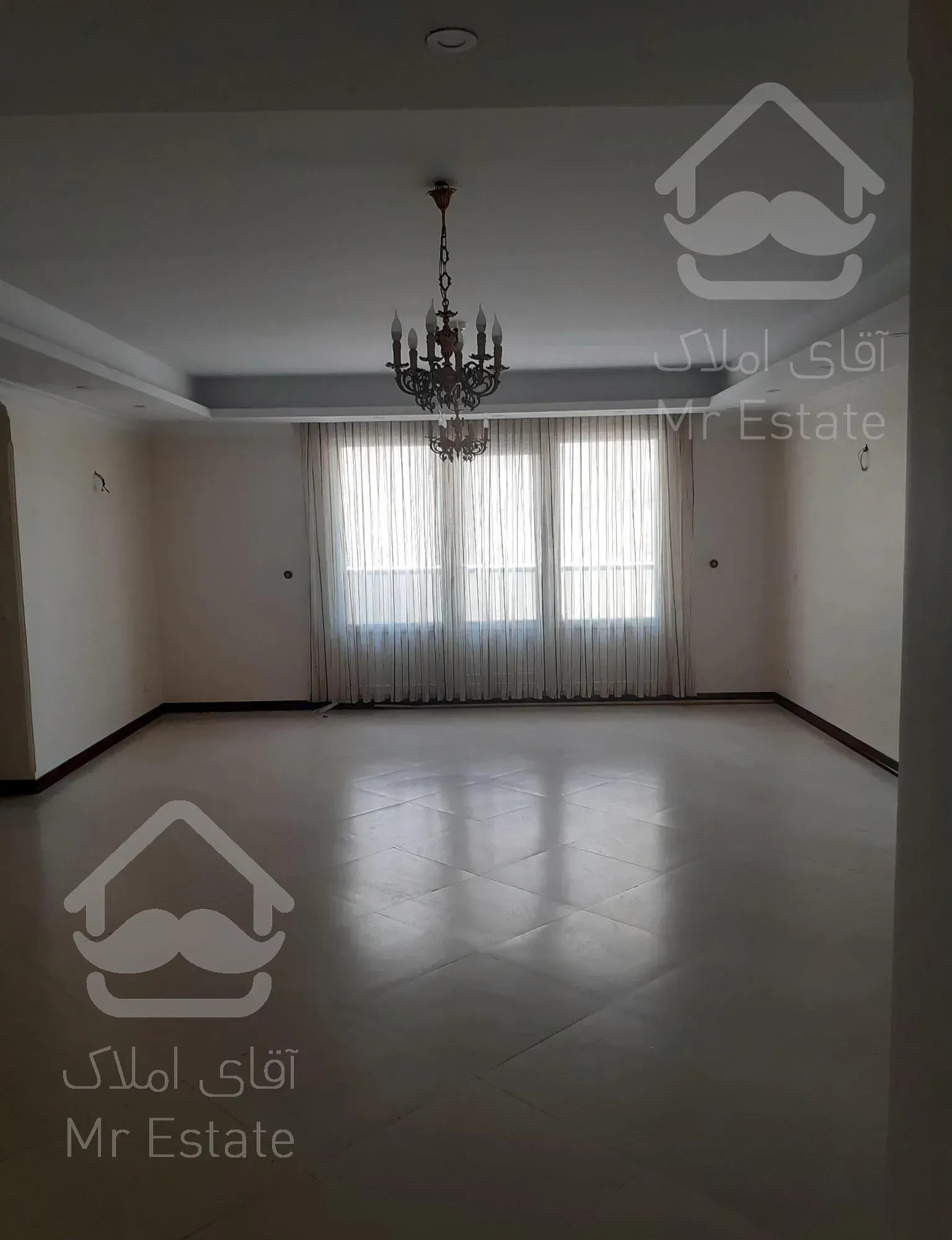 ۱۳۰متر سه خواب خوش نقشه غرق نور کوهک دریاچه چیتگر گلستان غربی