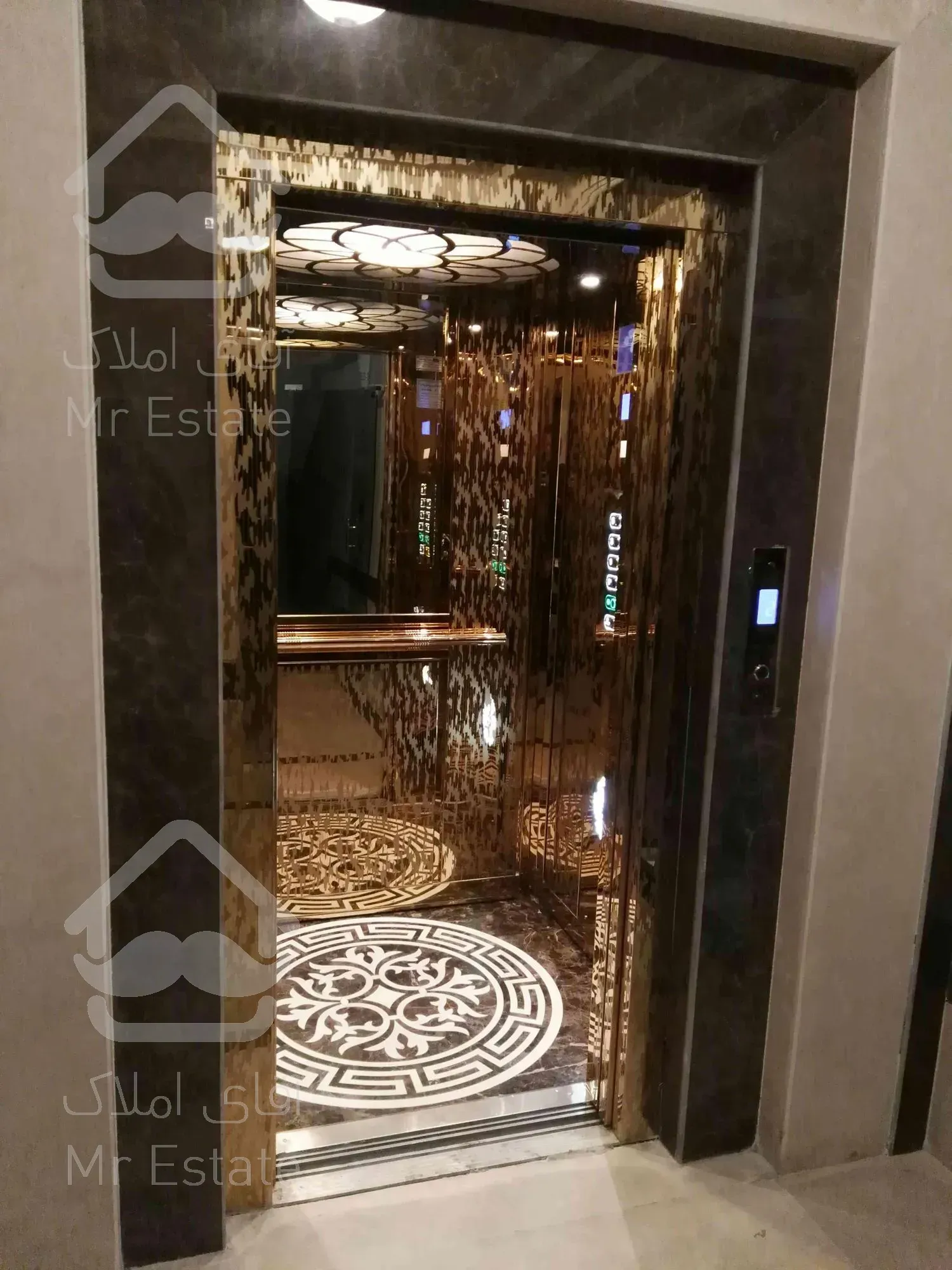 ۷۵ متر نوساز سوپر لوکس بلوار فردوس شرق ابراهیمی شمالی