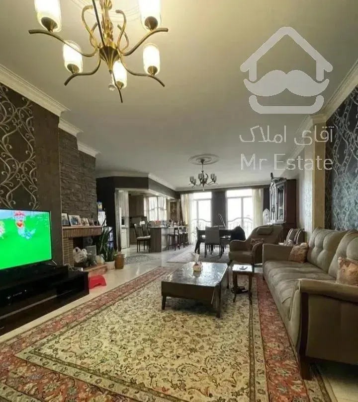 ۱۳۰ متر/۳خواب/فول امکانات