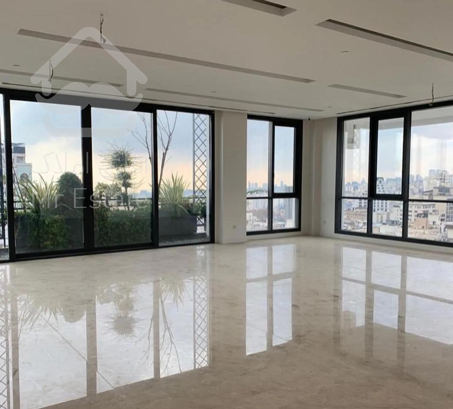 123 متر نوساز فرمانیه شرقی