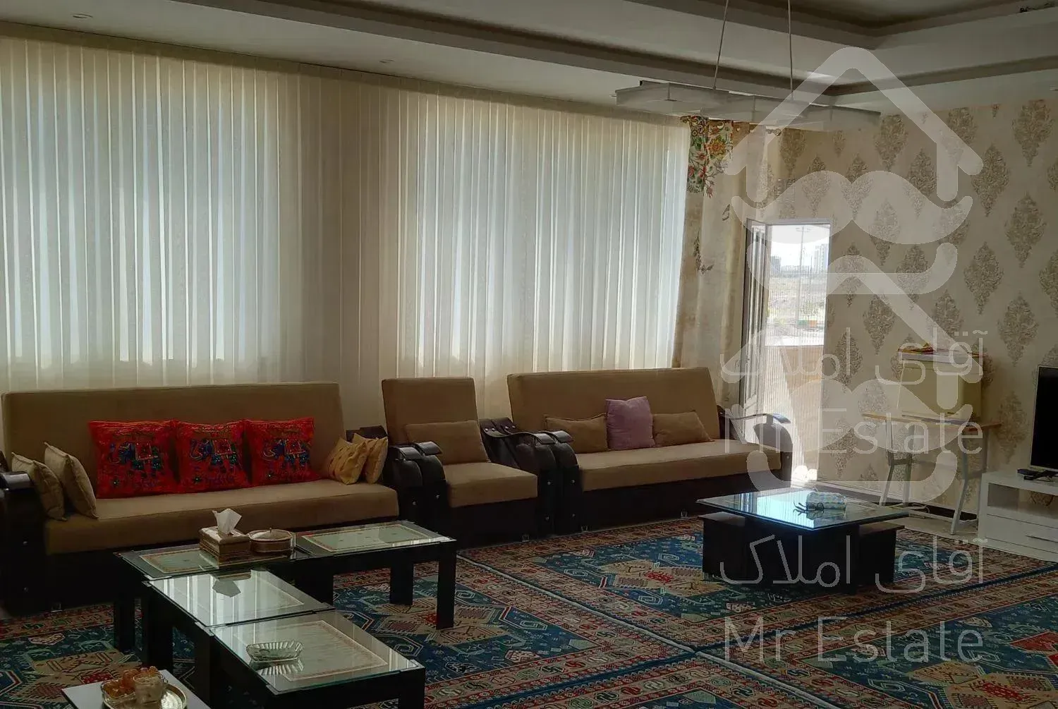 آآپارتمان۱۴۵ متر حیاط دار امیریه۳۱