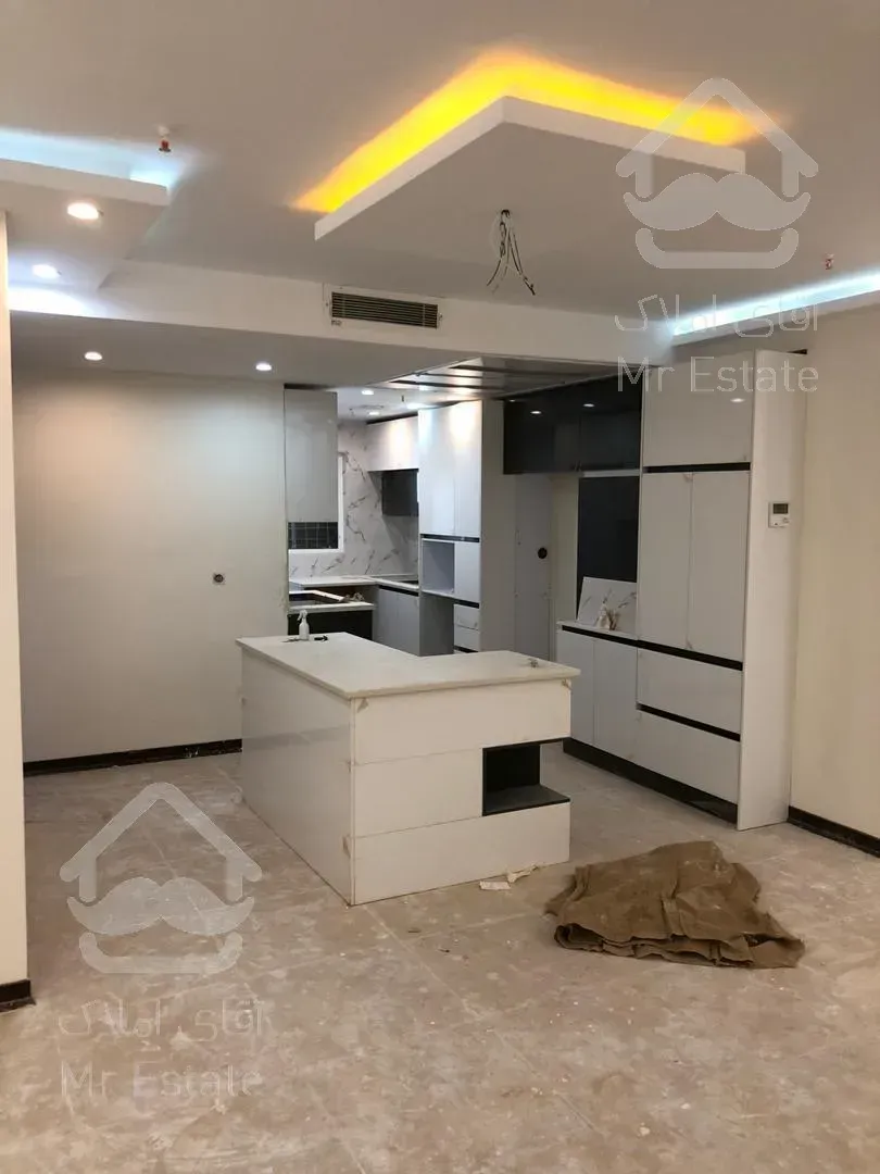 فروش آپارتمان ۹۵ متری دو خوابه خوش نقشه نورگیر