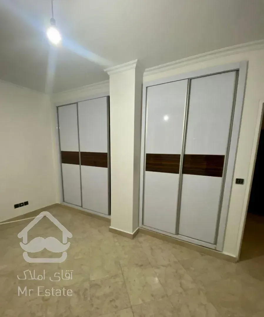 بالای کاج مروارید