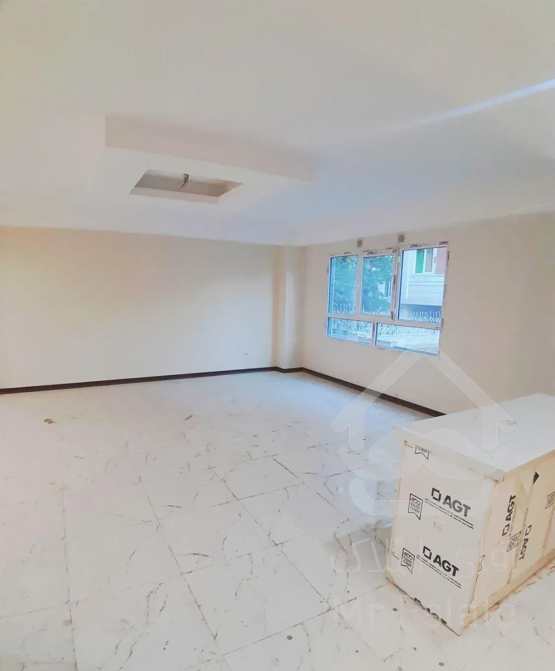 103 متر کلید نخورده . لطفعلی خانی